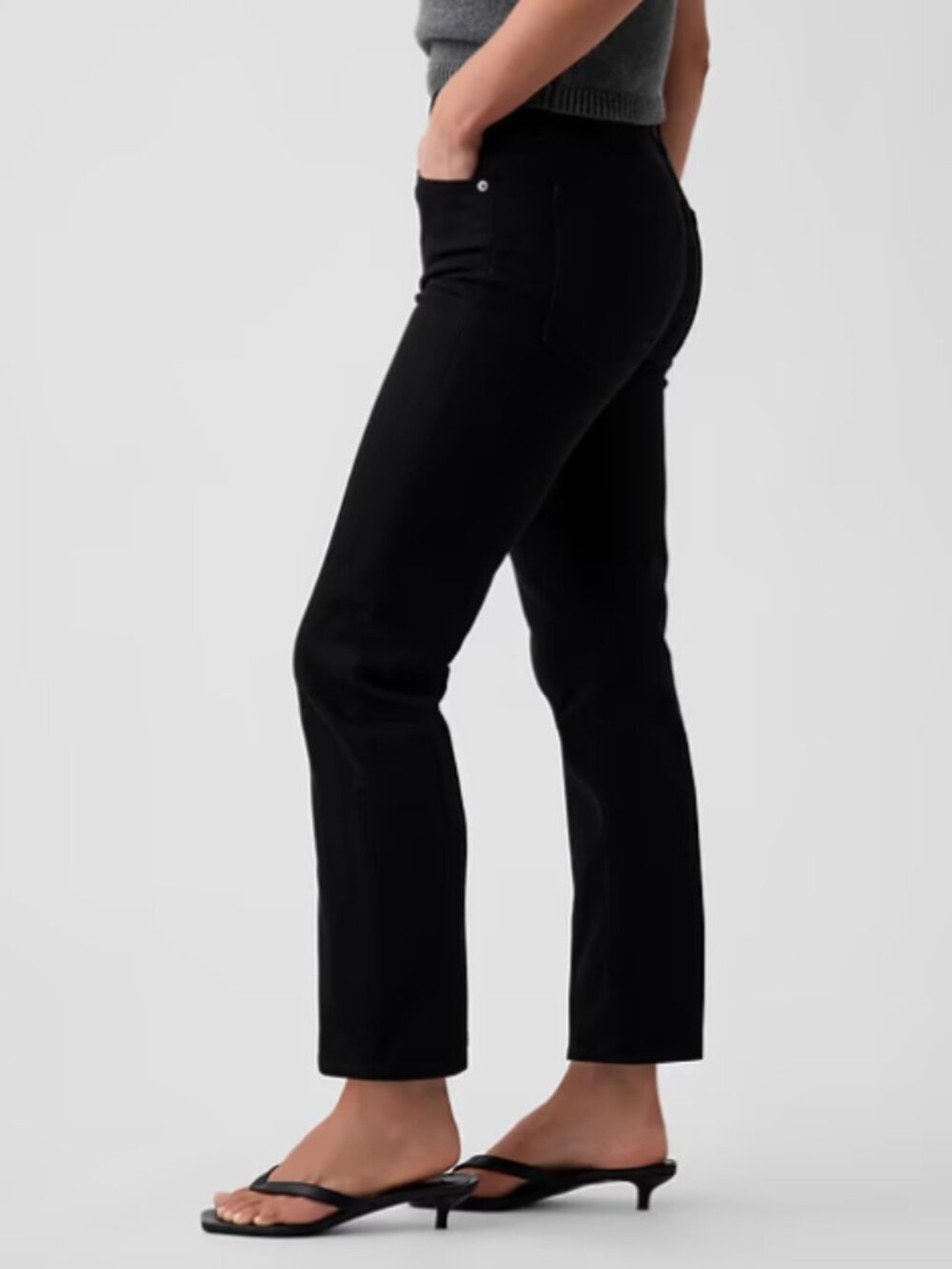 NWT GAP 90s Straight Crop Black Jeans - Size 27 / 4